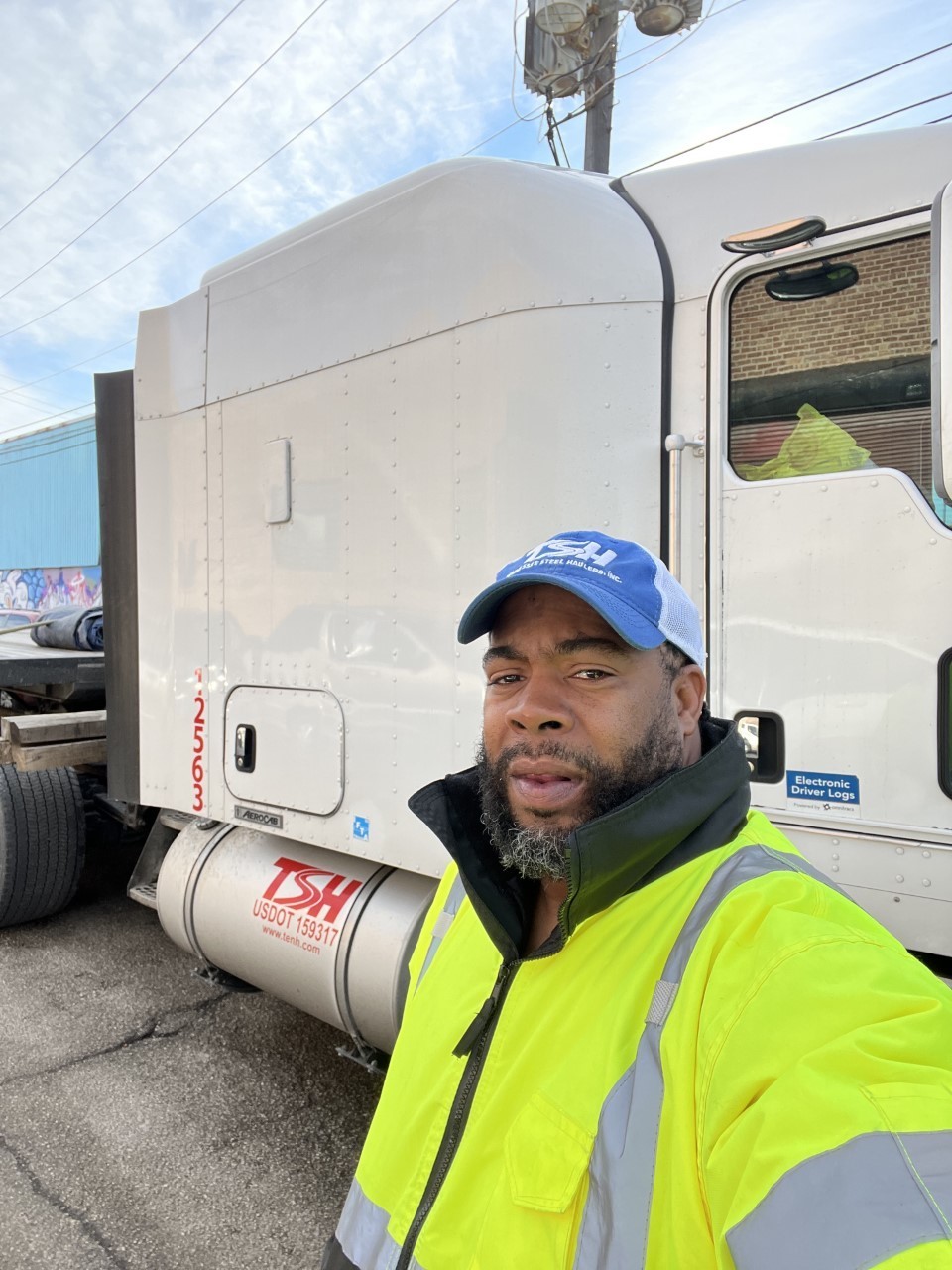 December 2021 Owner Operator of the Month – Ed Thurman